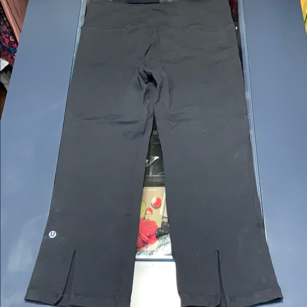 Lululemon Cropped Slit-back Yoga Pants